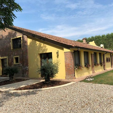 Agriturismo La Bicocca Sermide Exterior photo